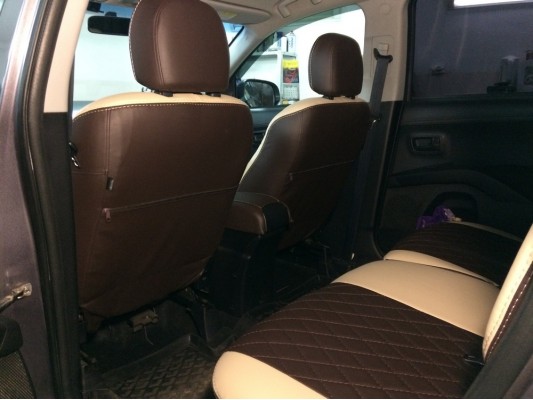 Авточехлы на Mitsubishi Outlander XL