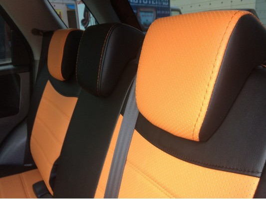 Авточехлы на Suzuki SX4