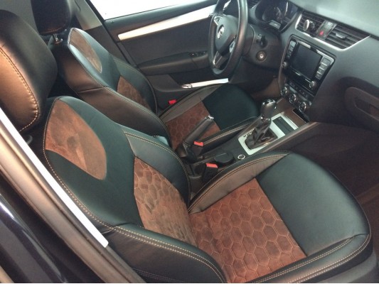 Каркасные авточехлы на Skoda Octavia A7 Каркасные авточехлы на Skoda Octavia A7