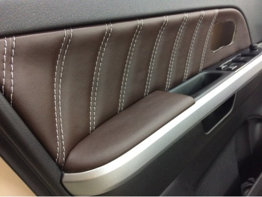 Перетяжка дверных карт Перетяжка дверных карт